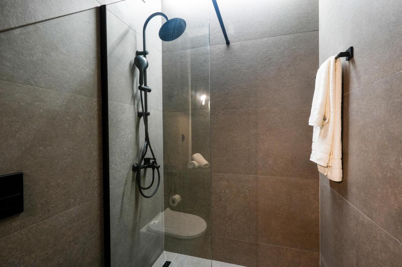 Casa Divinus Suites Athens Ngoại thất bức ảnh