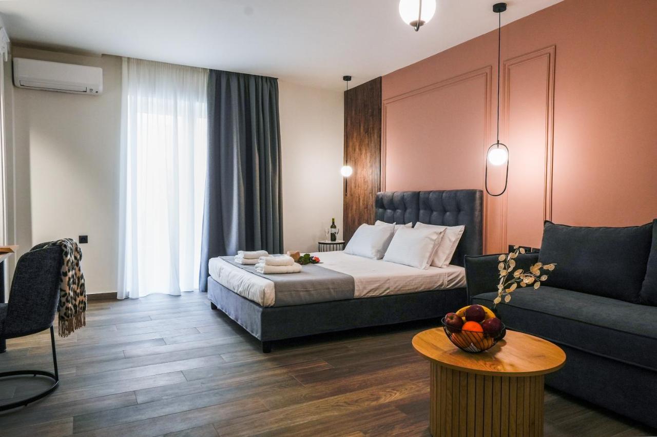 Casa Divinus Suites Athens Ngoại thất bức ảnh
