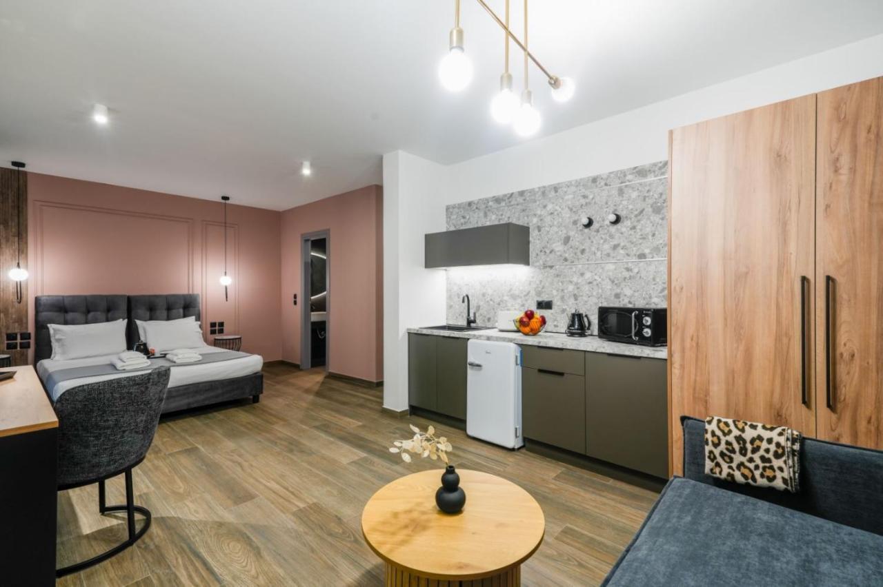 Casa Divinus Suites Athens Ngoại thất bức ảnh