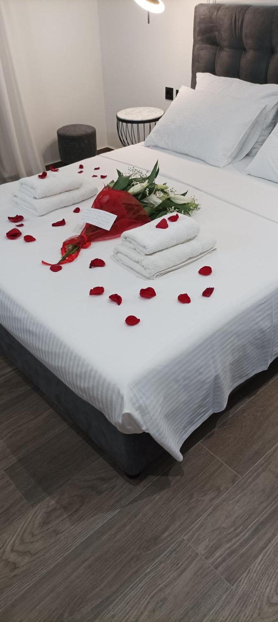 Casa Divinus Suites Athens Ngoại thất bức ảnh