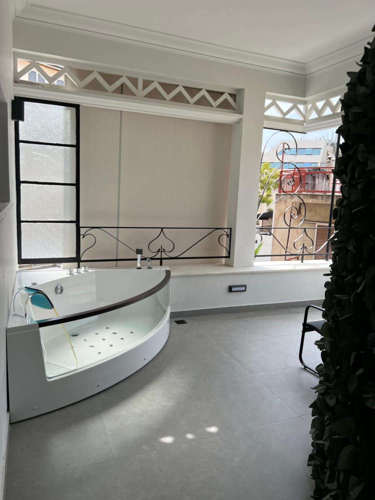 Casa Divinus Suites Athens Ngoại thất bức ảnh